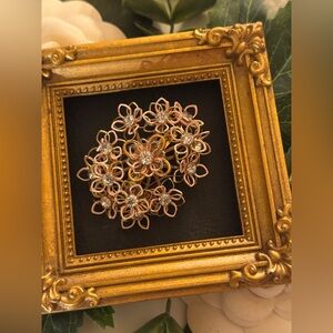Vintage Delicate Floral Brooch With Crystals